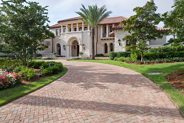 Best Driveway Pavers Installation  in Rio Bravo, TX